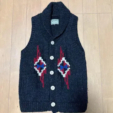 Hightock Co. 다크 그레이 베스트 M