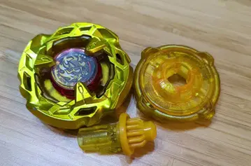 헬즈 사이즈 4-60T 메탈 코트 골드 베이블레이드 X