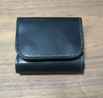 WILDSWANS STELLA 코도반 블랙