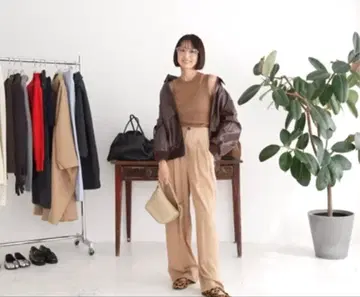 CABaN 캐번 레이온 실크 트윌 2턱 팬츠