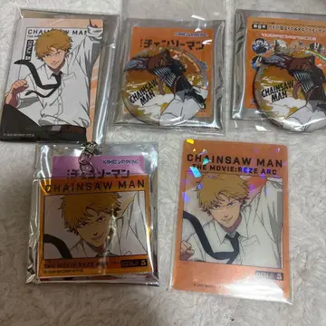 이토요카도 덴지 체인소 맨 캔뱃지 특전 아크릴 키링 마그넷