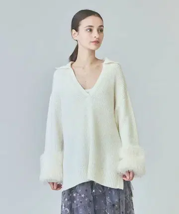 그레이스 콘티넨탈 페더 슬리브 니트