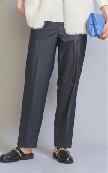 [ 새상품급 ] 뷰티 앤 유스 roku 네이비 팬츠 S