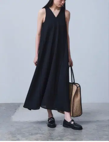 STUNNING LURE 스터링 루어 블랙 롱 원피스 사이즈 1