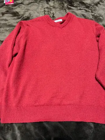 WYM 빨간색 V넥 스웨터 S 사이즈