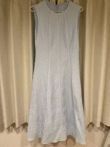 ANAYI 스카이블루 슬리브리스 원피스 38