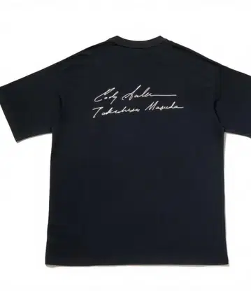 코디 썬더슨 x 마스다 타카히사 블랙 셔츠 시착만 한 상품