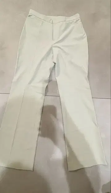 슬랙스 스트레치 소재