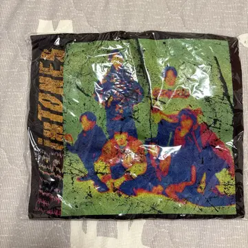 미사용 새상품 SixTONES VVS 굿즈 T셔츠