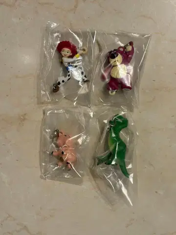 토이스토리 3 흔들흔들 이어지는 마스코트 제시 로쏘 렉스 함