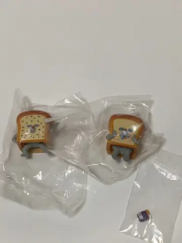빵 도둑 피규어 2체 세트