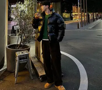 블랙 다운 자켓 M 사이즈