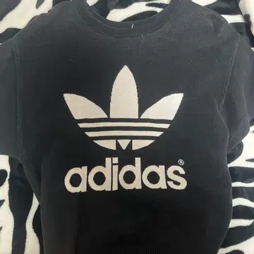 adidas HYKE 트레이닝복 블랙 UK S