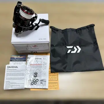 [ 미사용품 ] DAIWA / 다이와 23월하미인 LT2000S