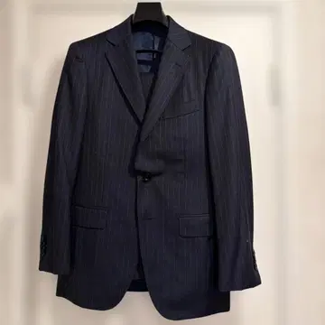 BEAMS 네이비 스트라이프 비즈니스 정장
