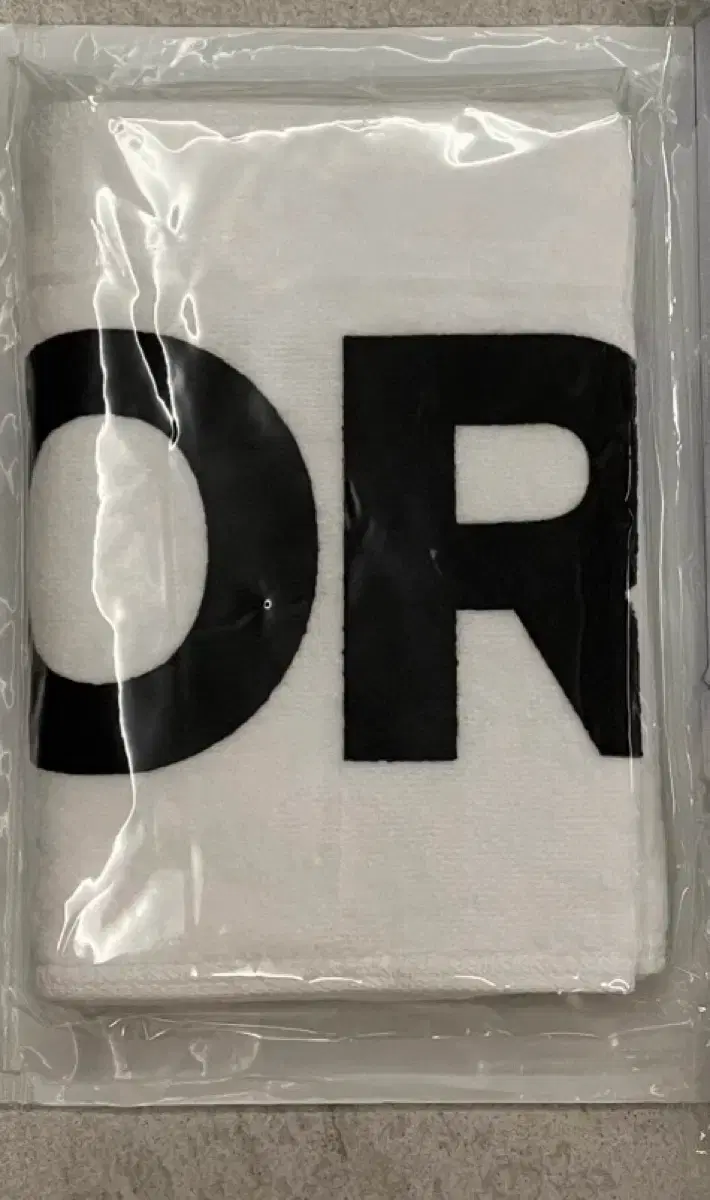 Cortis slogan + sticker