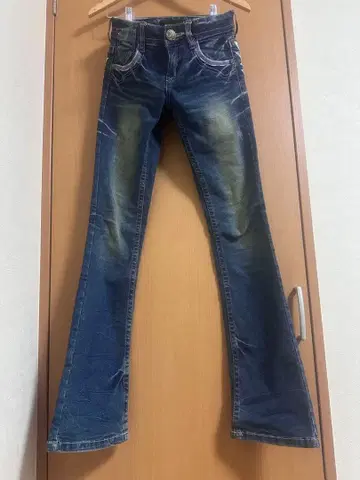 RED PEPPER 플레어 청바지 25 사이즈