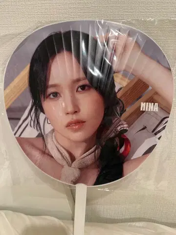 MINA 얼굴 사진 부채 TWICE