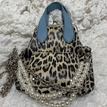 PAMEO POSE 레오파드 무늬 가마구치 숄더 백