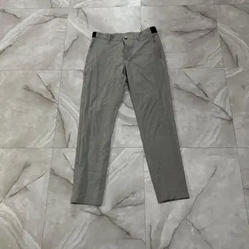 ZARA 그레이 스키니 핏 치노 팬츠