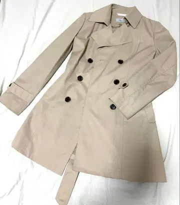 베이지 트렌치코트 라이너 포함