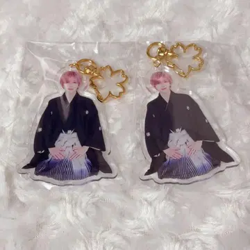 러브시크 사쿠라 하카마 아크릴 키링