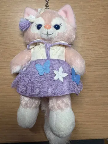 디즈니 40주년 프로모션 올 오브 어스 인형 배지 리나벨