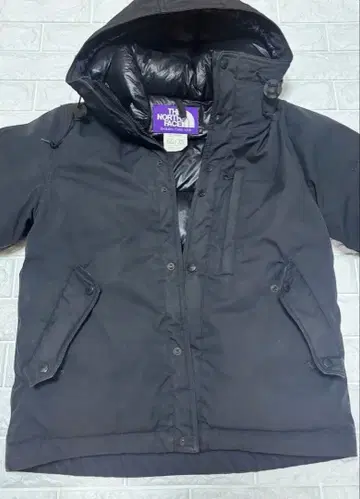 THE NORTH FACE 블랙 다운 자켓