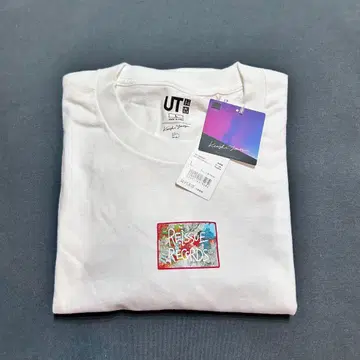요네즈 켄시 유니클로 콜라보 T셔츠 화이트