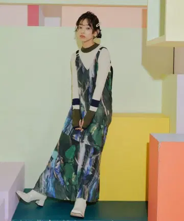 mietto 그린 계열 프린트 플레어 롱 스커트