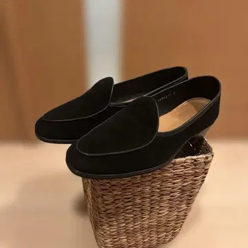 컨디션 최상 잘란 스리와야 벨지안 슈즈 스웨이드 사이즈 7