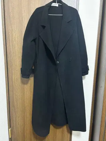 랜디 블랙 롱 코트 허리 리본 포함