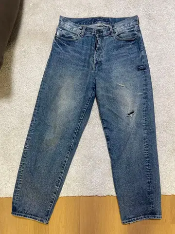 Nautica 데미지 가공 스트레이트 데님 팬츠