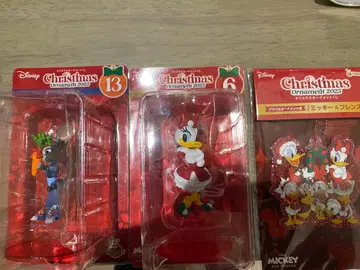 Disney 크리스마스 오너먼트 2025