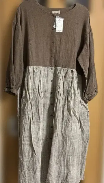 사만사 모스모스 절개 개더 원피스 브라운 체크 컬러