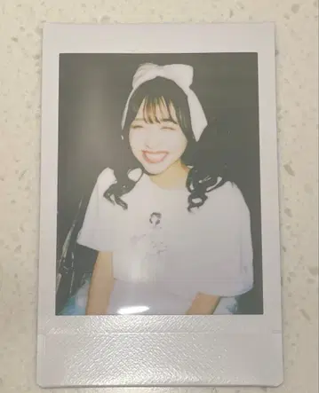 FRUITS ZIPPER 사쿠라이 유이 폴라로이드