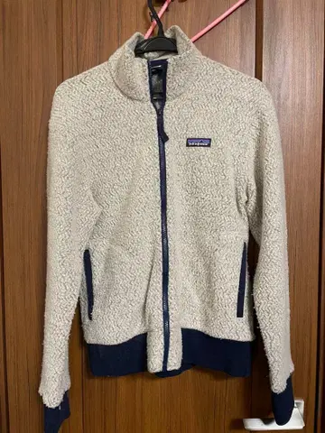 patagonia 플리스 자켓 크림/네이비