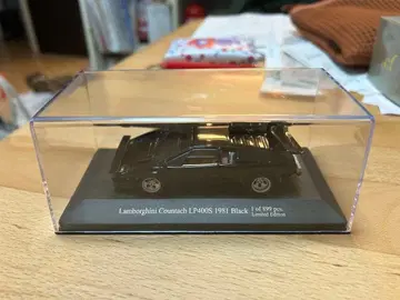 람보르기니 카운택 LP400S 1981 블랙