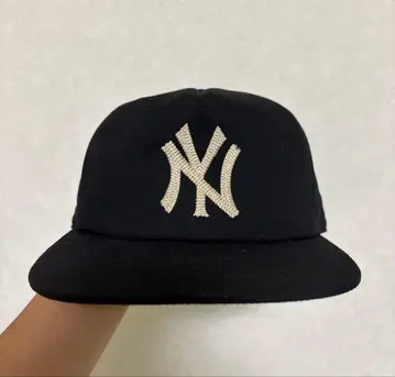 Mondaysuck 캡 맨데이삭 네이비