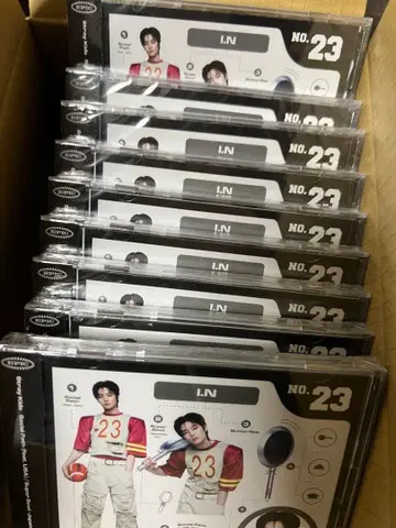 Stray Kids Social Path I.N반