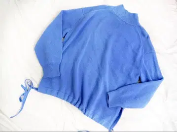 theory 블루 니트