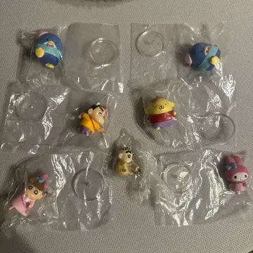 짱구는 못말려(크레용 신짱) 산리오 콜라보 캡슐 토이 4체 세트