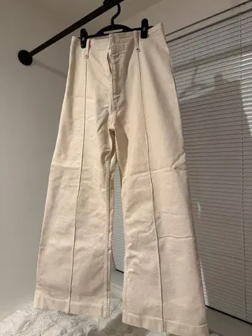 ZARA 와이드 팬츠 USA 4 / MEX 26 크림색