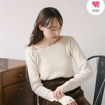 Kastane 데미지 리브 니트 풀오버 아이보리