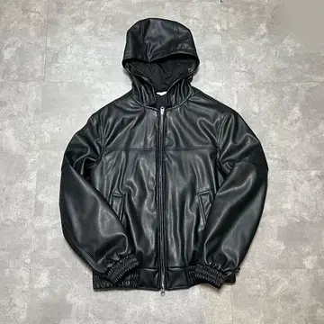 ZARA 자라 인조 가죽 후드 부착 자켓 S 사이즈 완판템