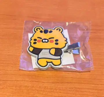 르세라핌 채원 FIM'S CLUB 헤어 클립