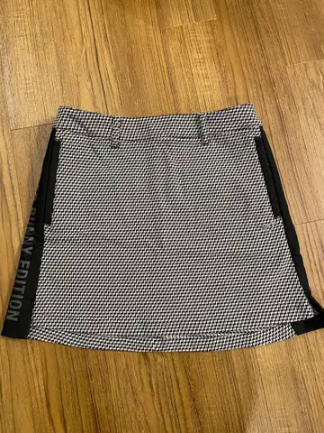 MASTER BUNNY EDITION 골프 스커트