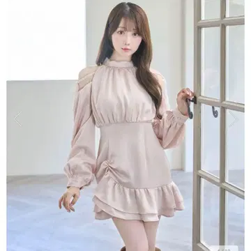 rosemuse Open shoulder mini dress