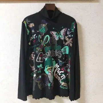 [토쿠코 씨] 나비 블라우스