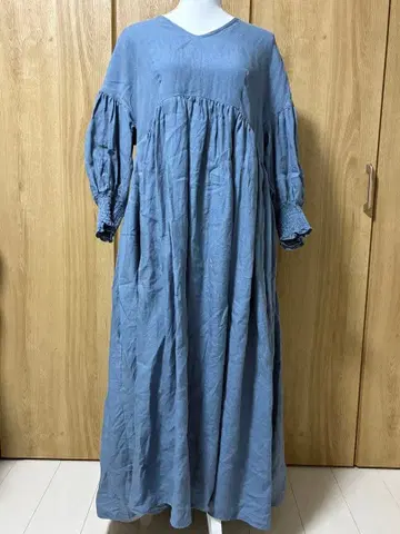 파란색 플레어 슬리브 롱 원피스